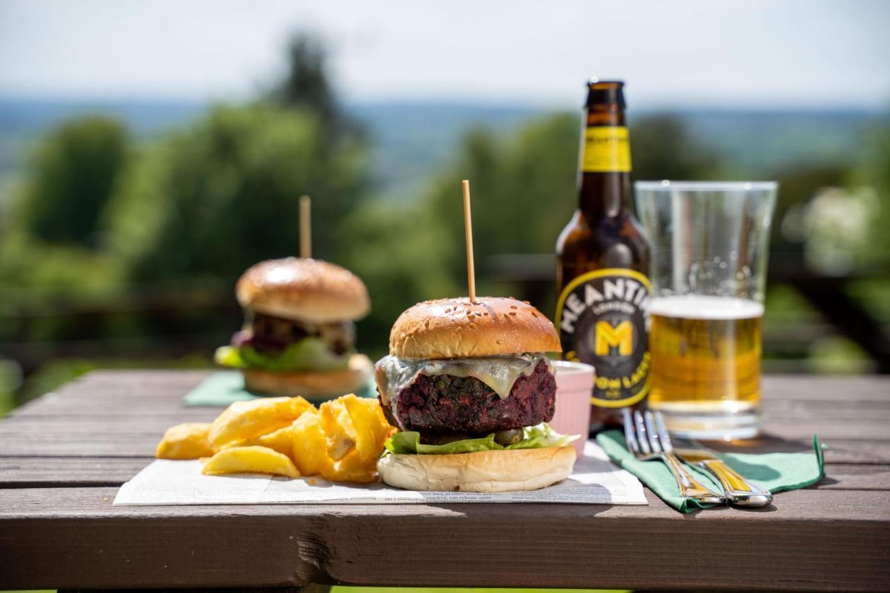 Rising Sun Pub, Restaurant And Rooms Lacock Exteriör bild