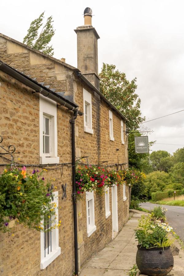 Rising Sun Pub, Restaurant And Rooms Lacock Exteriör bild
